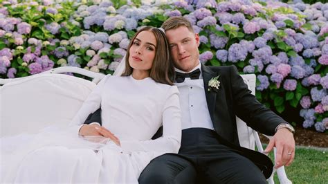 olivia culpo and christian mccaffrey wedding.